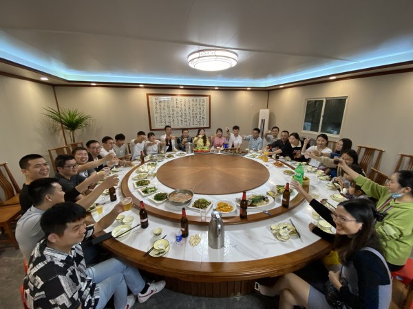 團隊照片合影.jpg